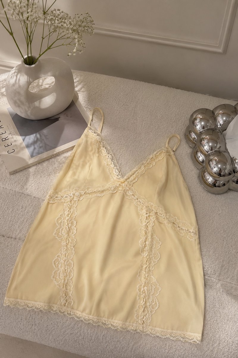 Celeste Top in Pale Buttercream