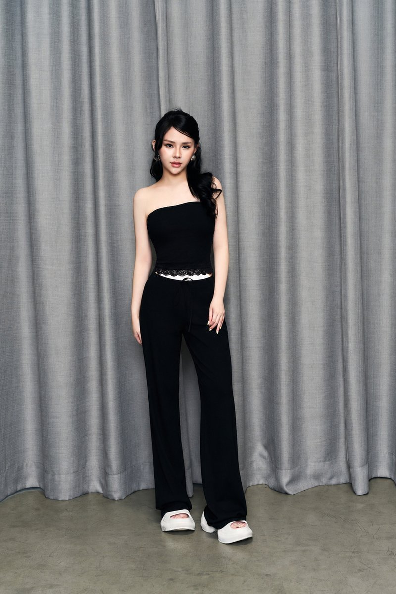 Belle Set in Black